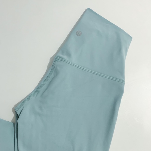 Lululemon Align High-Rise Pant 25” - Picture 3 of 3